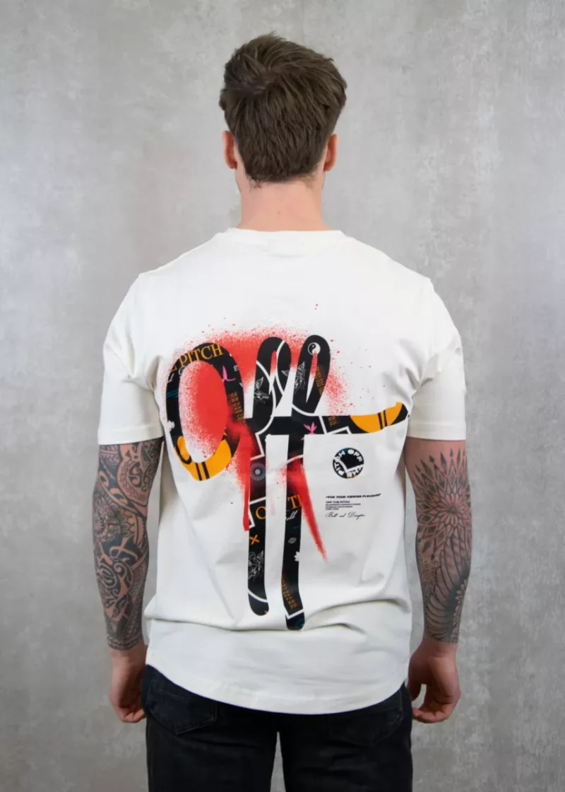 OFF THE PITCH ornament slim fit tee 102 off white