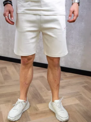 AB Lifestyle regular fit short white swan