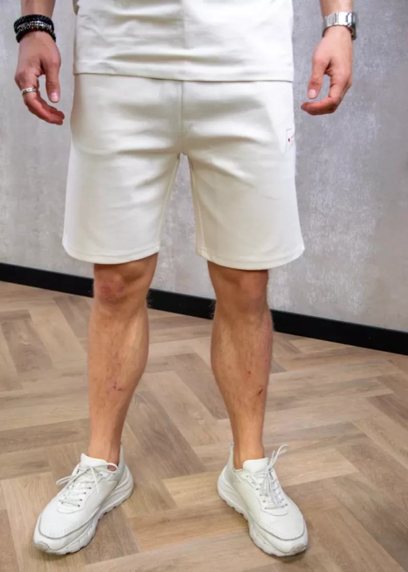 AB Lifestyle regular fit short white swan