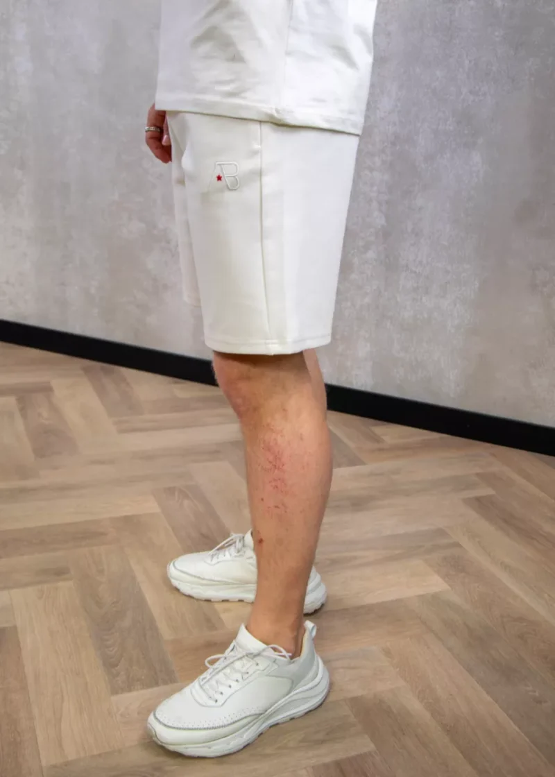 AB Lifestyle regular fit short white swan