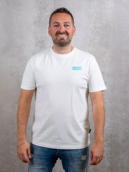 Wrong Friends bellevue coconut white