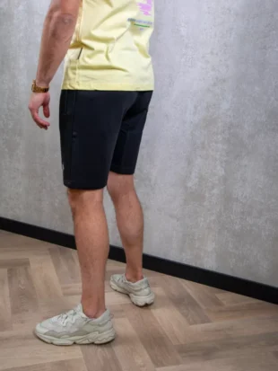 XPLCT essential shorts black