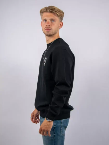 Wrong Friends brooks sweater black