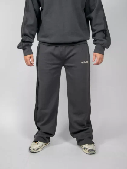 OFF THE PITCH raw edge panel pants 903 dark shadow