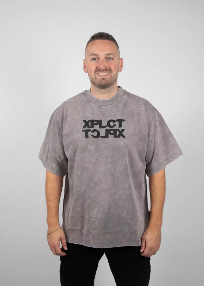XPLCT hazy tee light grey