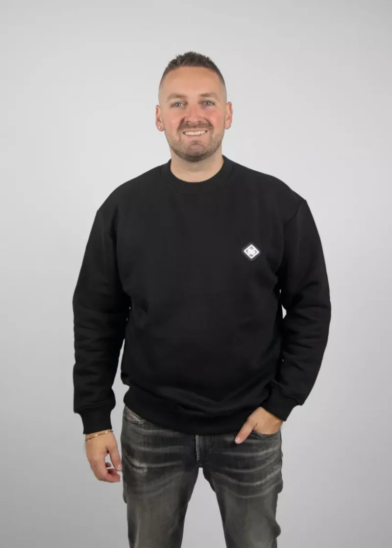 XPLCT plate crewneck black