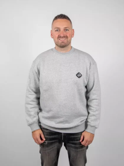 XPLCT plate crewneck grey