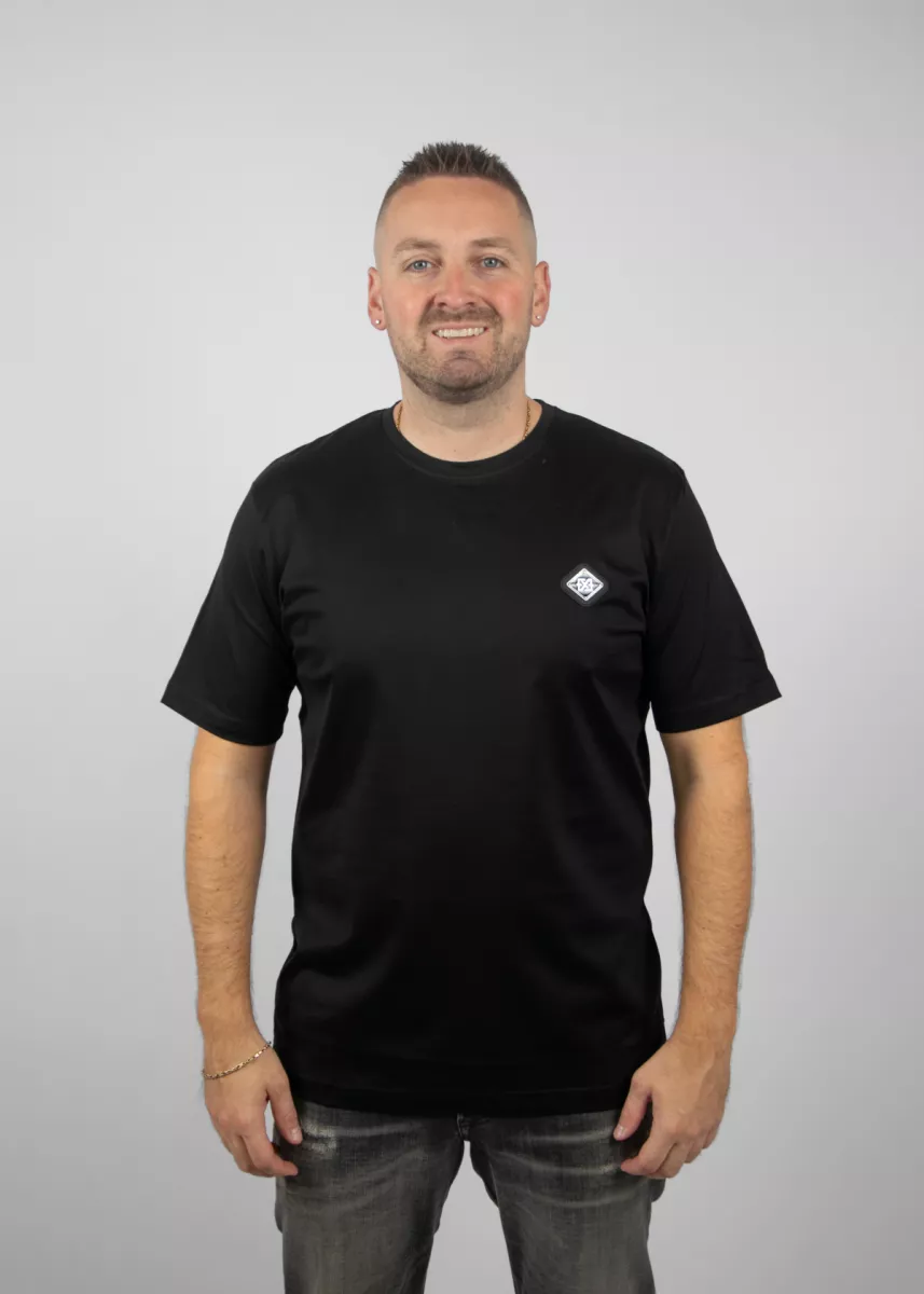 XPLCT plate tee black