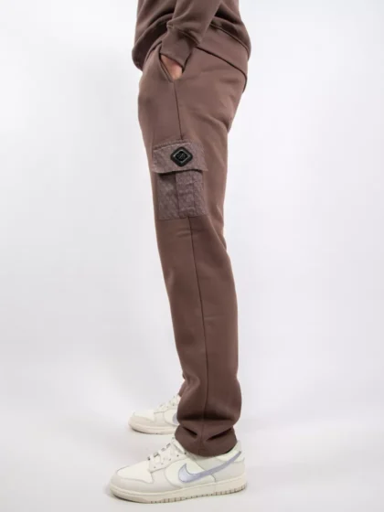 XPLCT shade jogger deep taupe