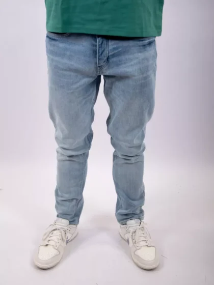 Chasin' 11110019 d40 bleached den