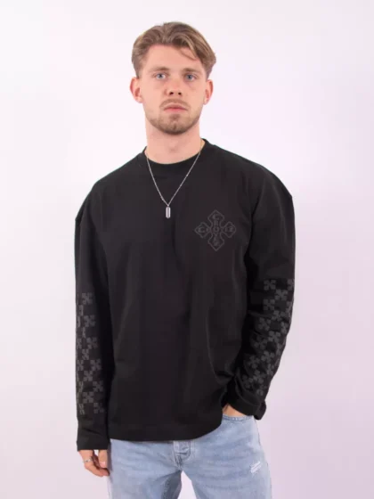 Croyez cross longsleeve vintage black