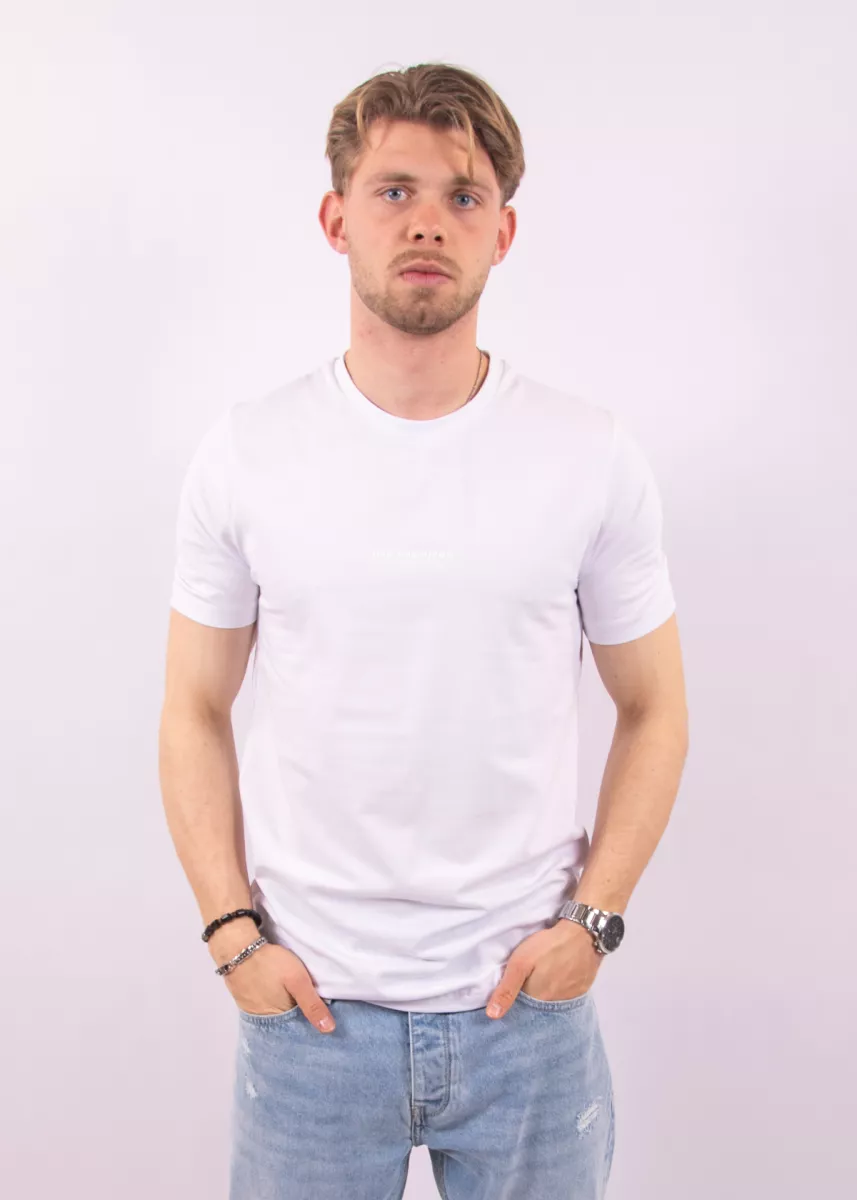 OFF THE PITCH Botanic Slim Fit Tee 2 OFF THE PITCH botanic slim fit tee 100