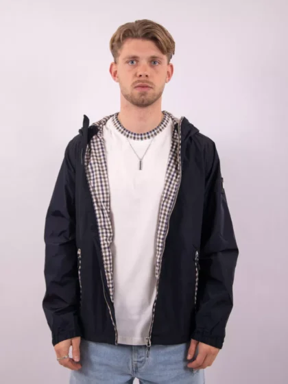 Weekend Offender jk1b20 navy