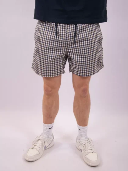 Weekend Offender st1b14 mid house check