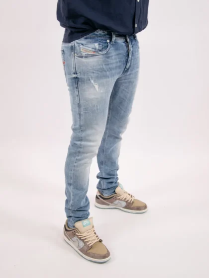 Diesel 09p02 01 sleenker