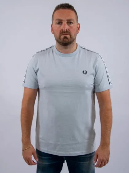 Fred Perry m4620 28a dusky blue