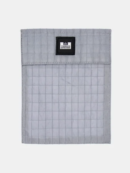 Weekend Offender ts1a15 white/smokey
