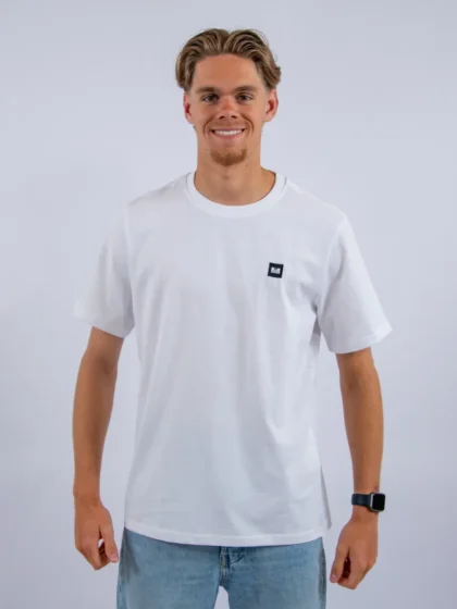Weekend Offender ts1b01 white