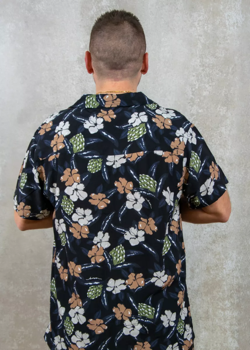 BOSS Beach Shirt 4 BOSS 50535793 003 black
