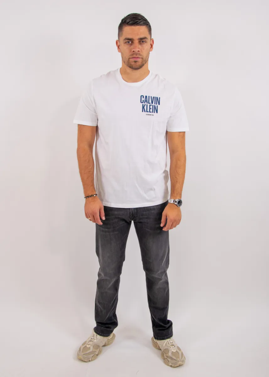 Calvin Klein Jeans SS 30S EU Block Font Calvin Back-Print 5 Calvin Klein Jeans lv04rh816g yaf bright white