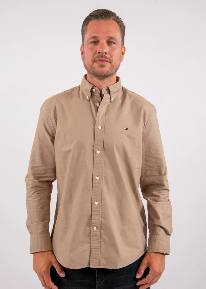 Tommy Hilfiger Solid Heritage Oxford RF Shirt 2 Tommy Hilfiger mw0mw35774 0f6 coastal taupe/coastal taupe solid