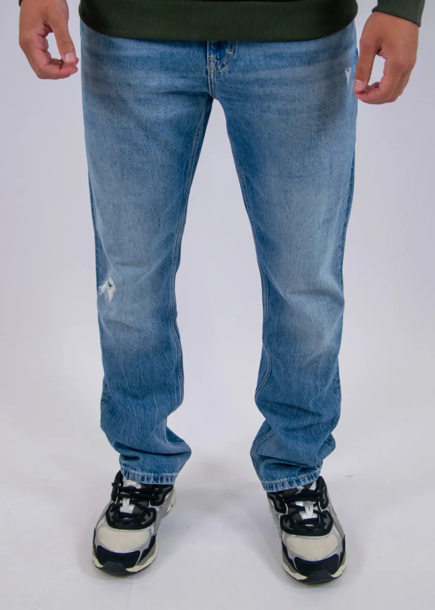 Tommy Jeans Ryan Slim Straight Fit Jeans DJ2035 4 Tommy Jeans dm0dm23685 1ab denim medium